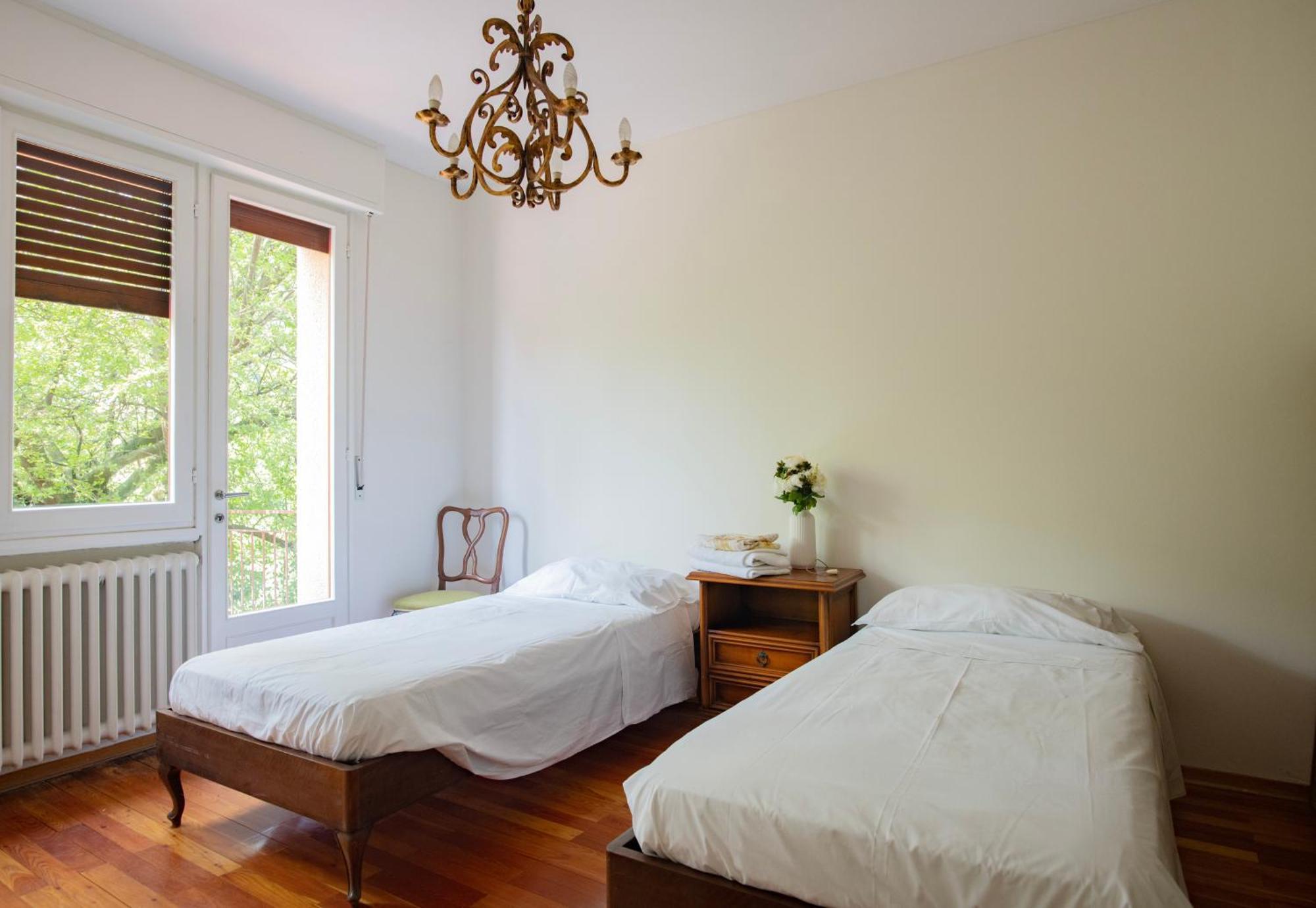 Serene Garden Getaway Cadenabbia Buitenkant foto