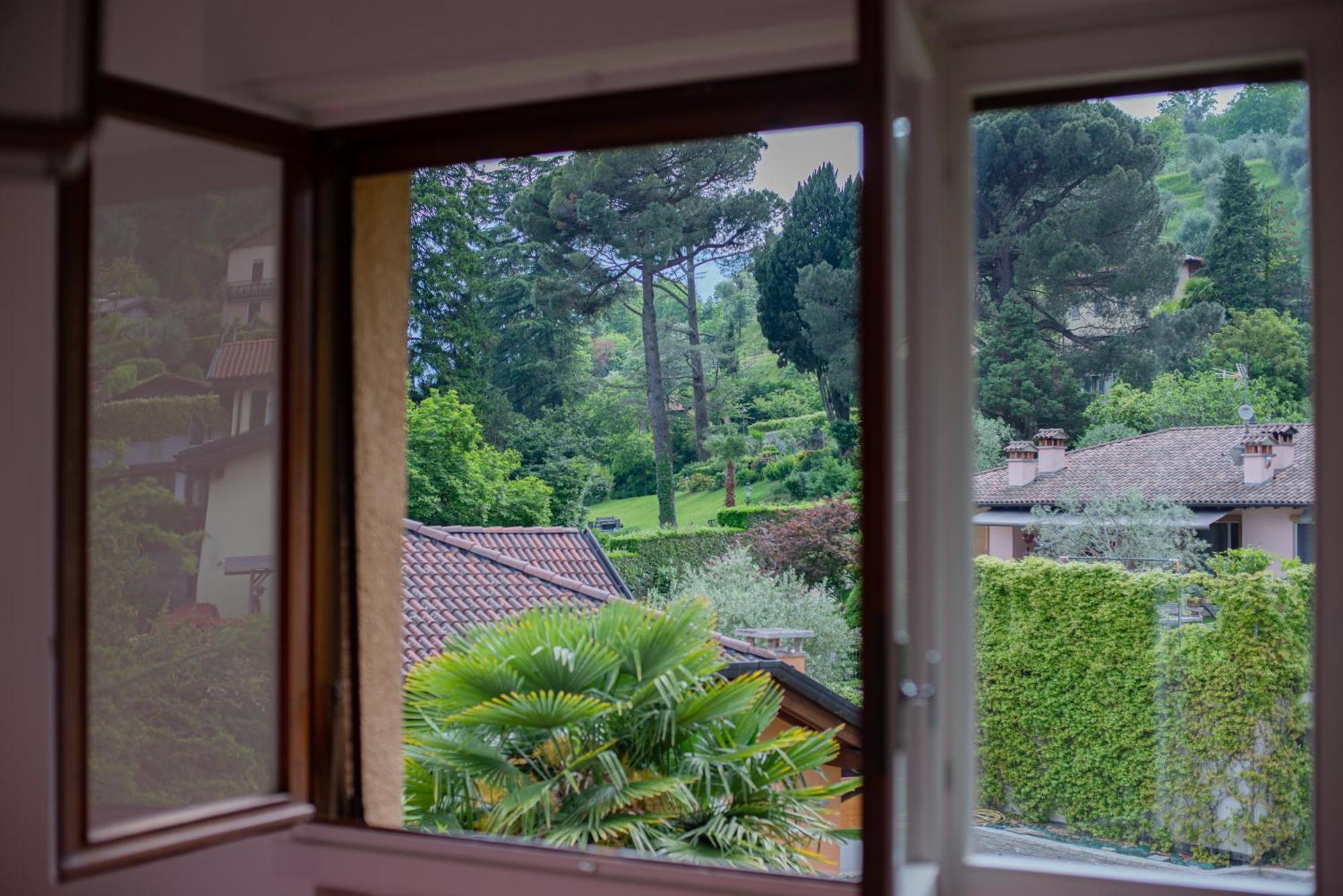 Serene Garden Getaway Cadenabbia Buitenkant foto